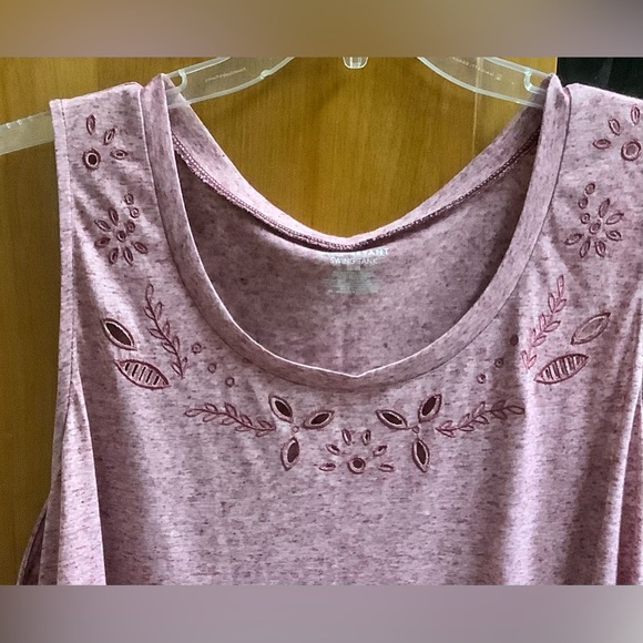 New with Tags Lane Bryant 26/26 Swing top Pretty cut out design Light Weight $40 - Picture 2 of 11